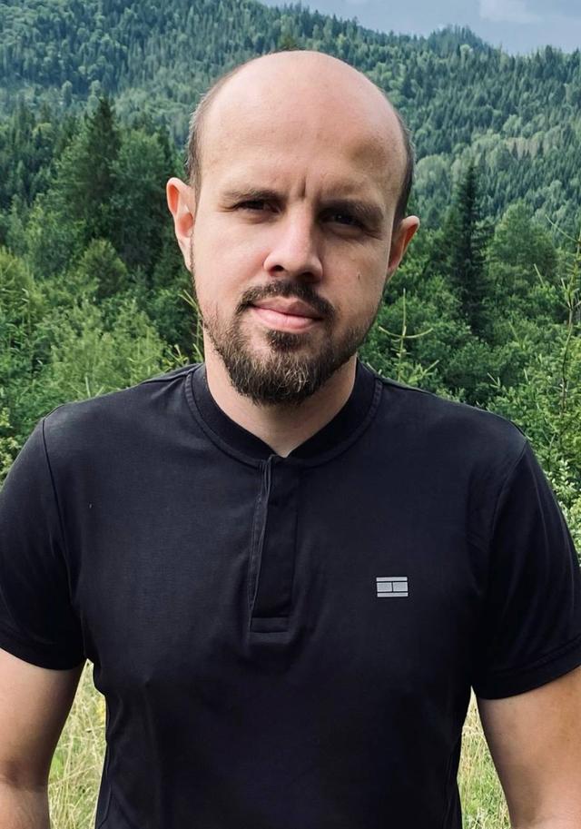 Yaroslav Zherebetskyy